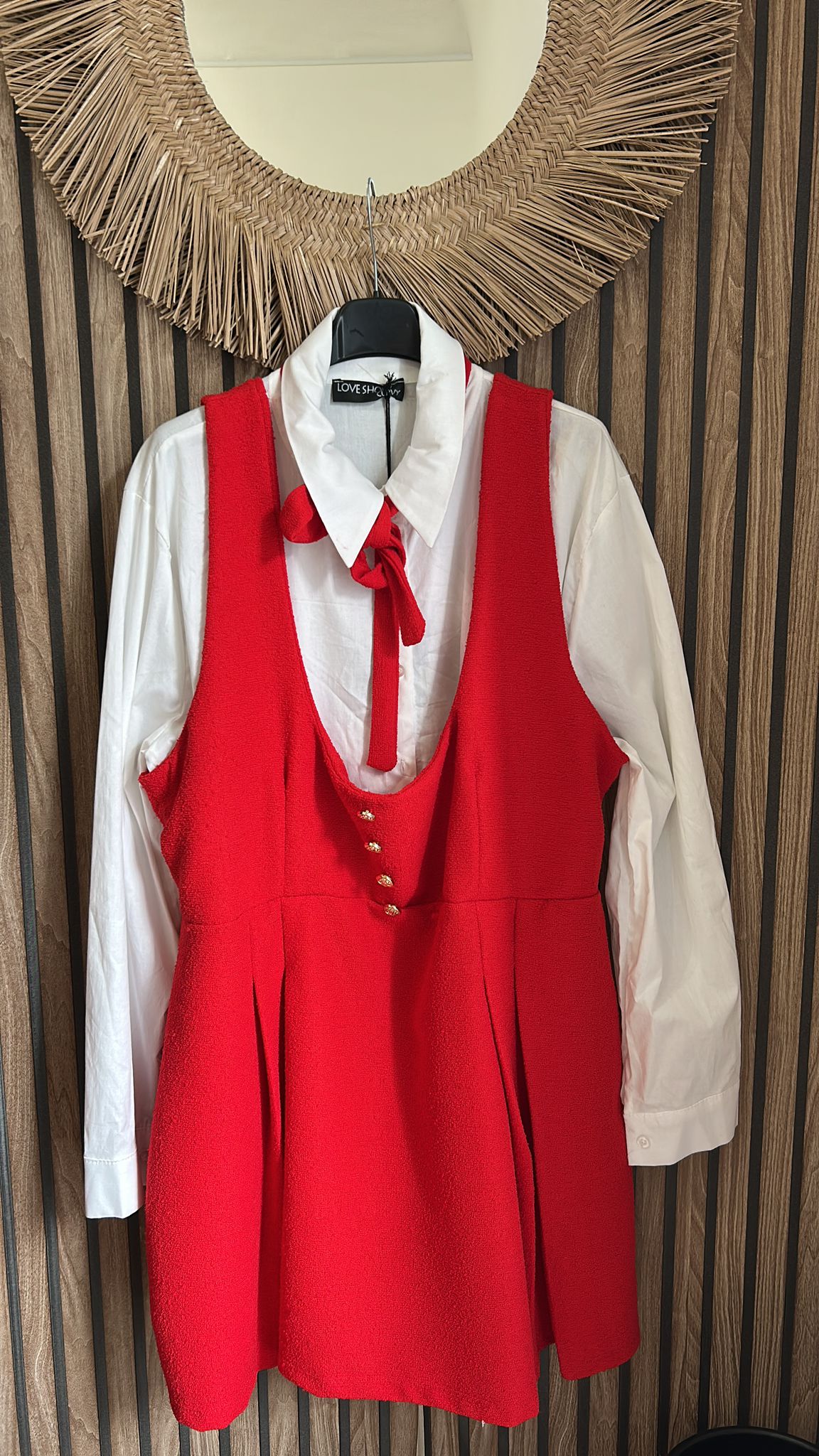 Salopetta con camicia