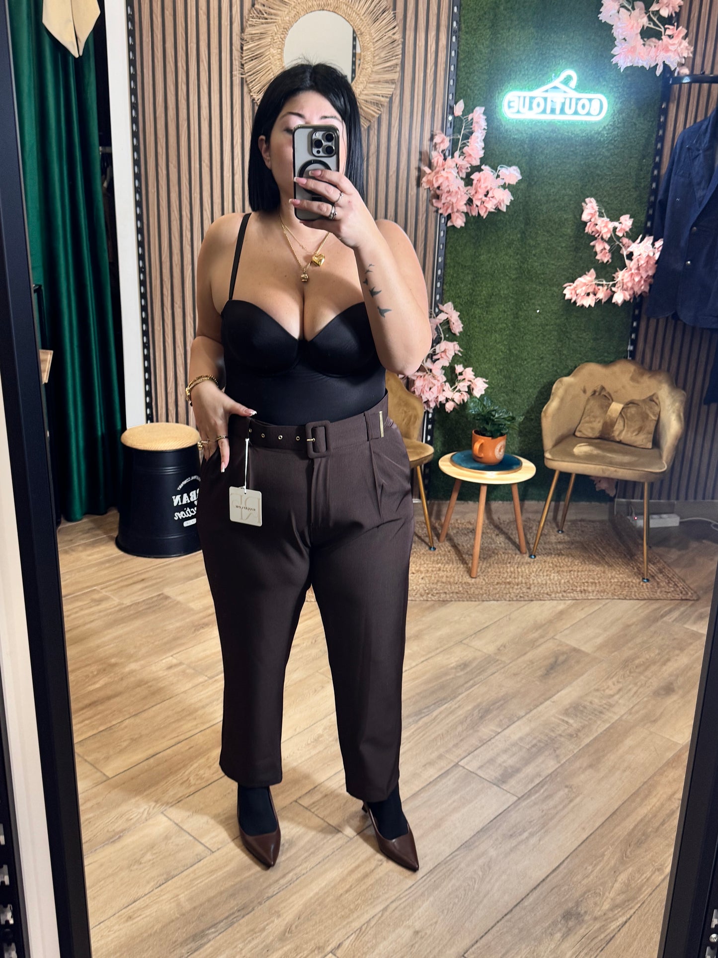 Pantalone con cintura