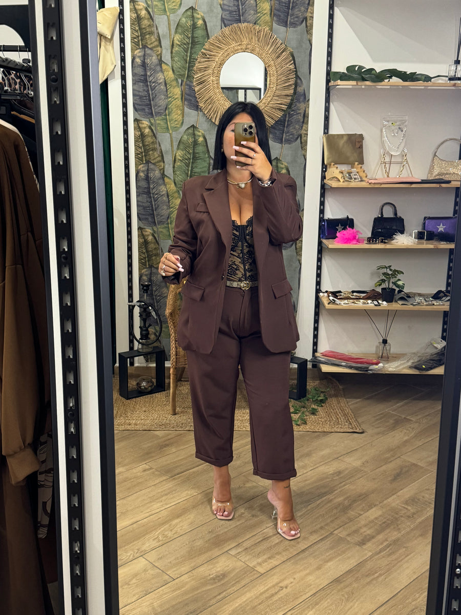 Tailleur bottoncino marrone