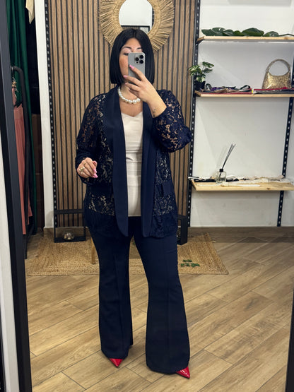 Tailleur con merletto