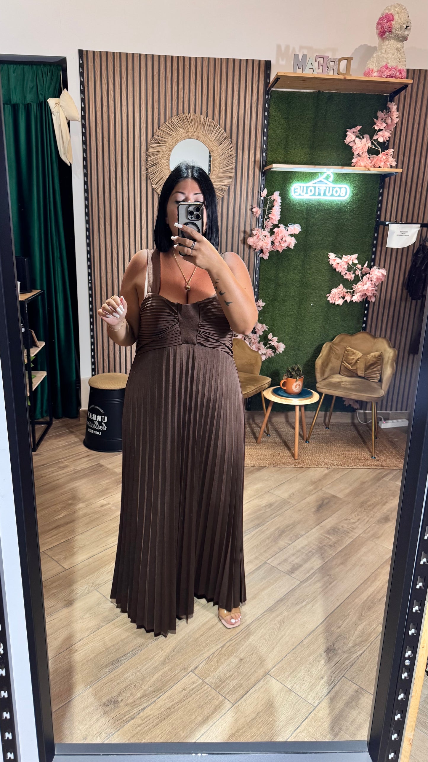 Dress Ele