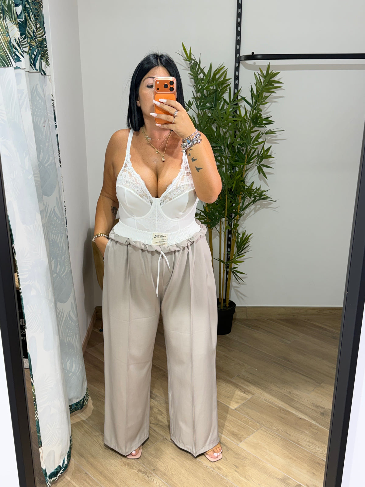 Body chiaretta