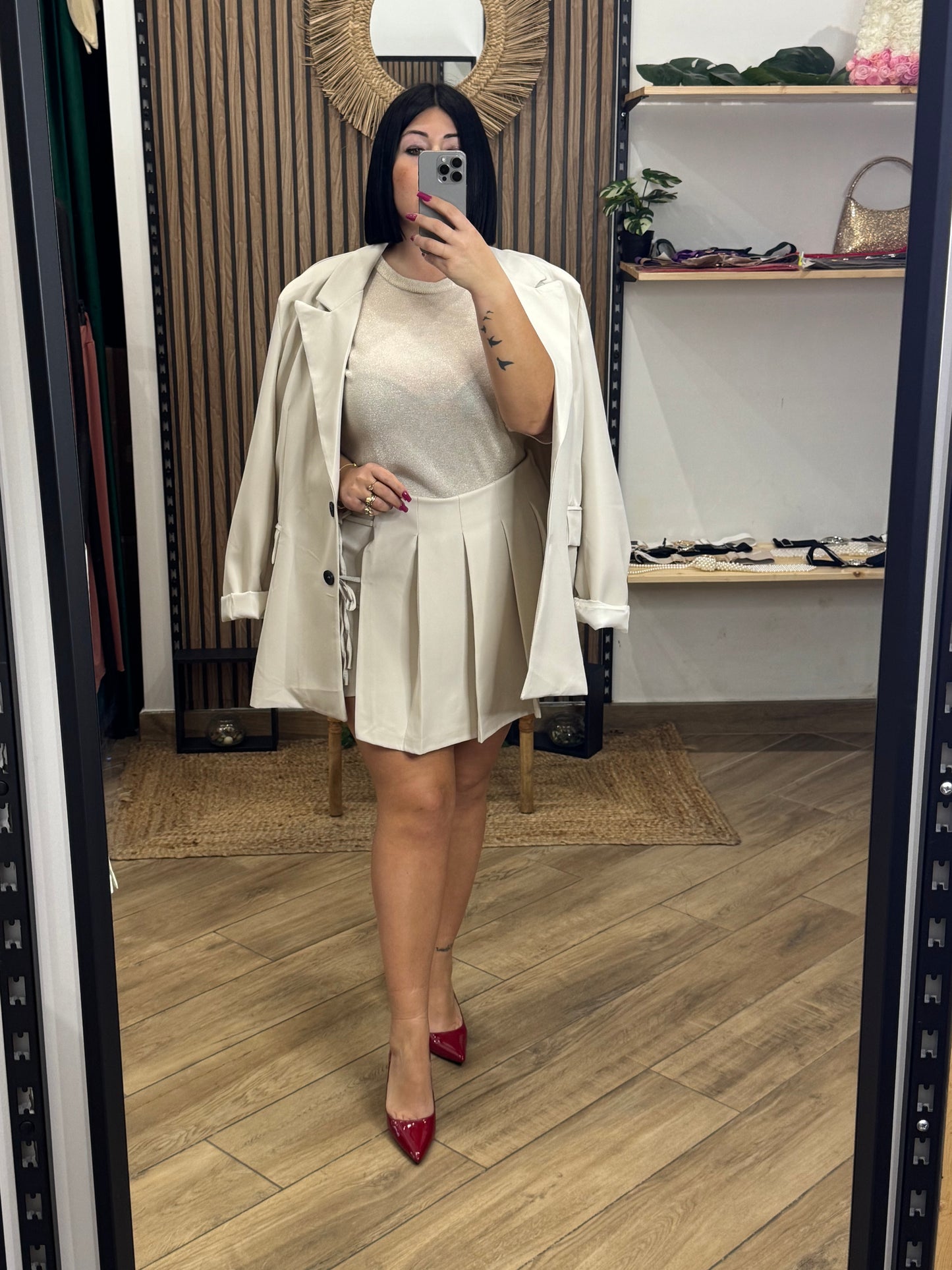 Tailleur con gonna