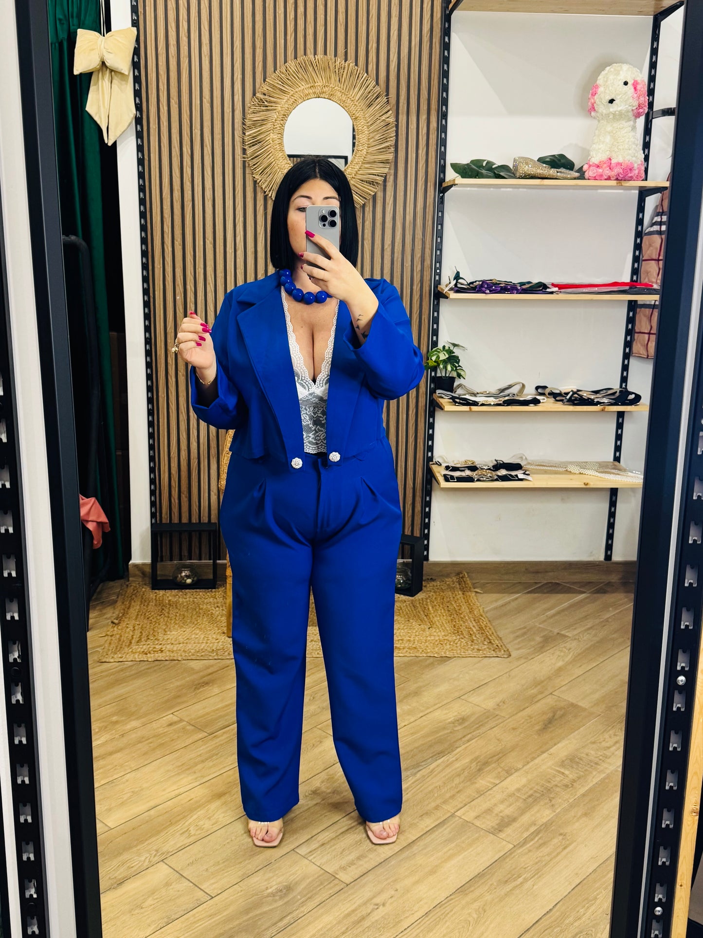 Tailleur provami