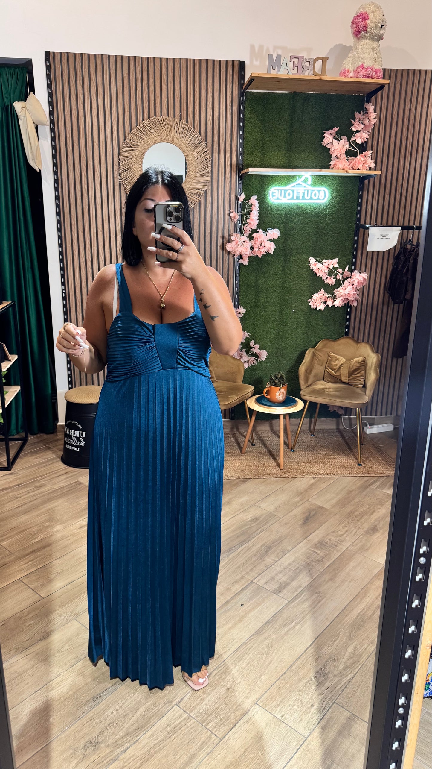 Dress Ele