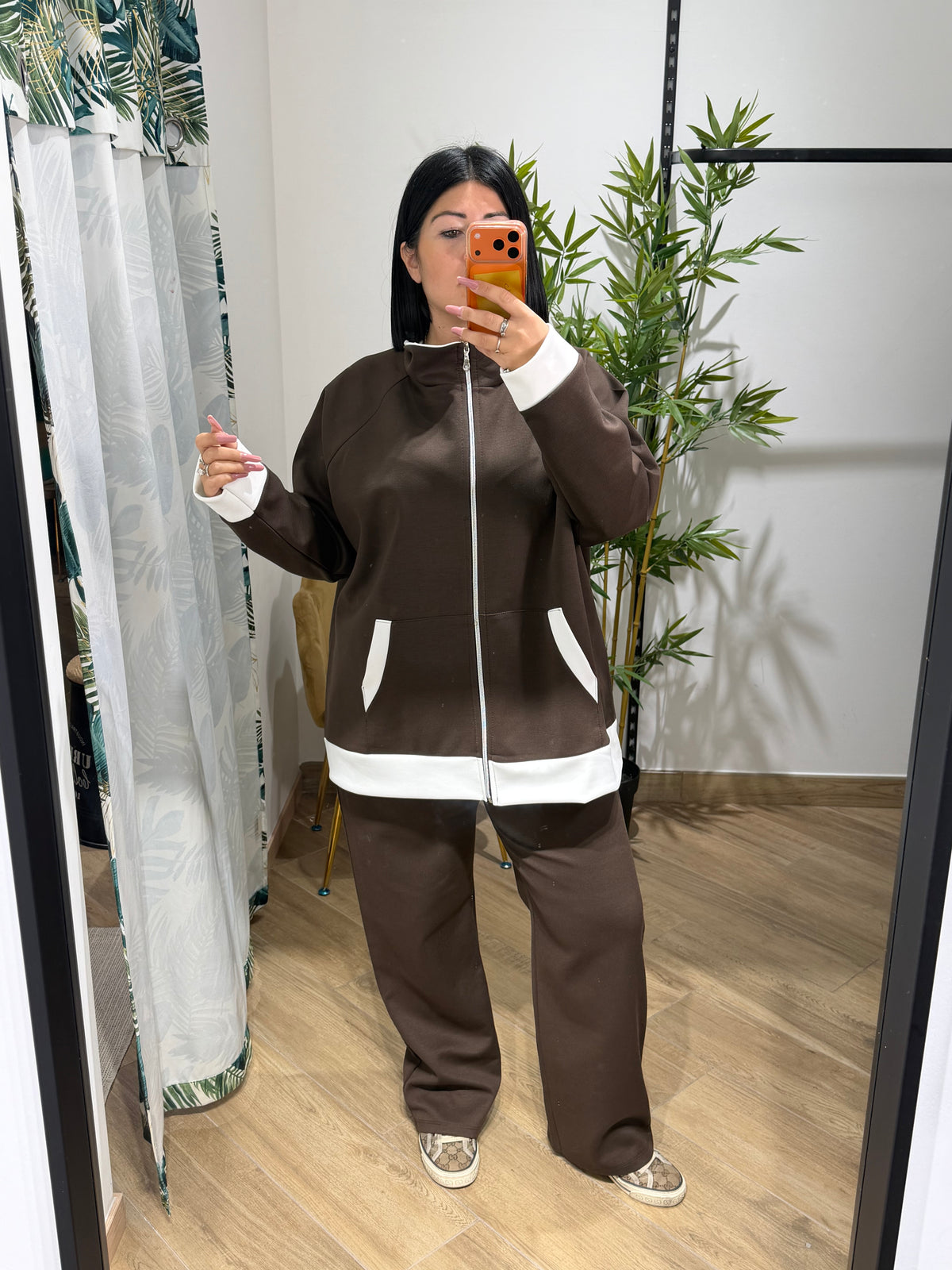 Tuta con zip