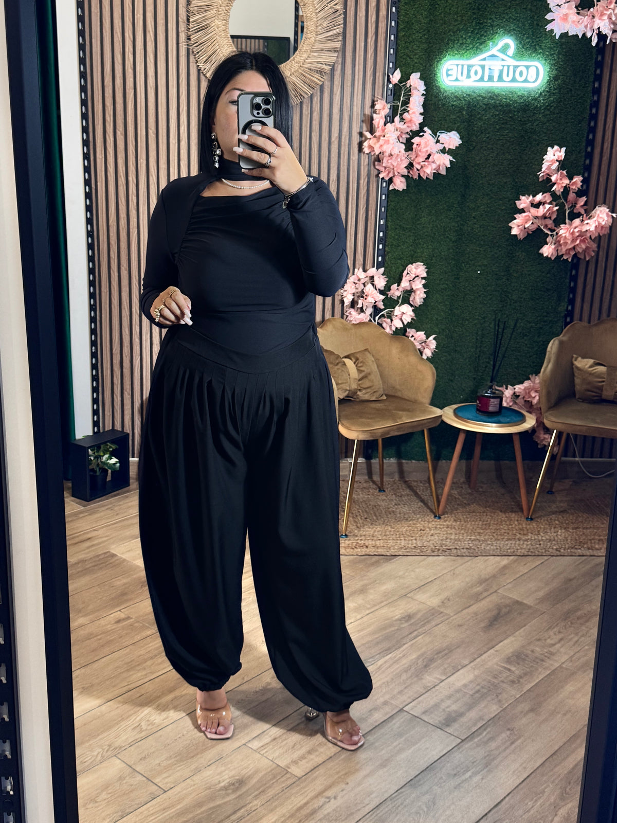 Body collarino