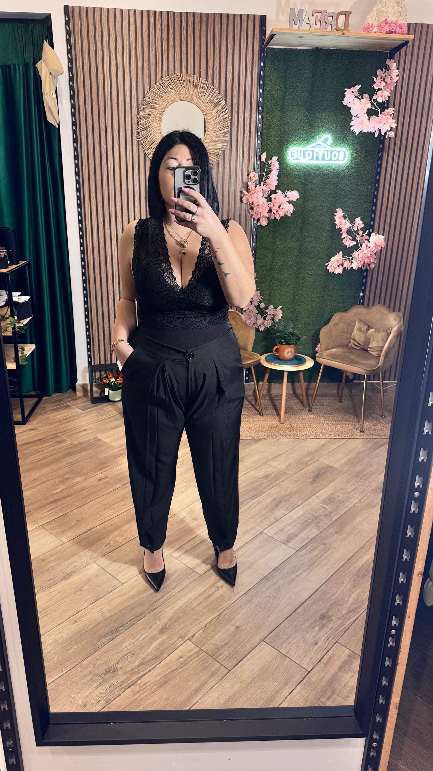 Pantalone bottoncino