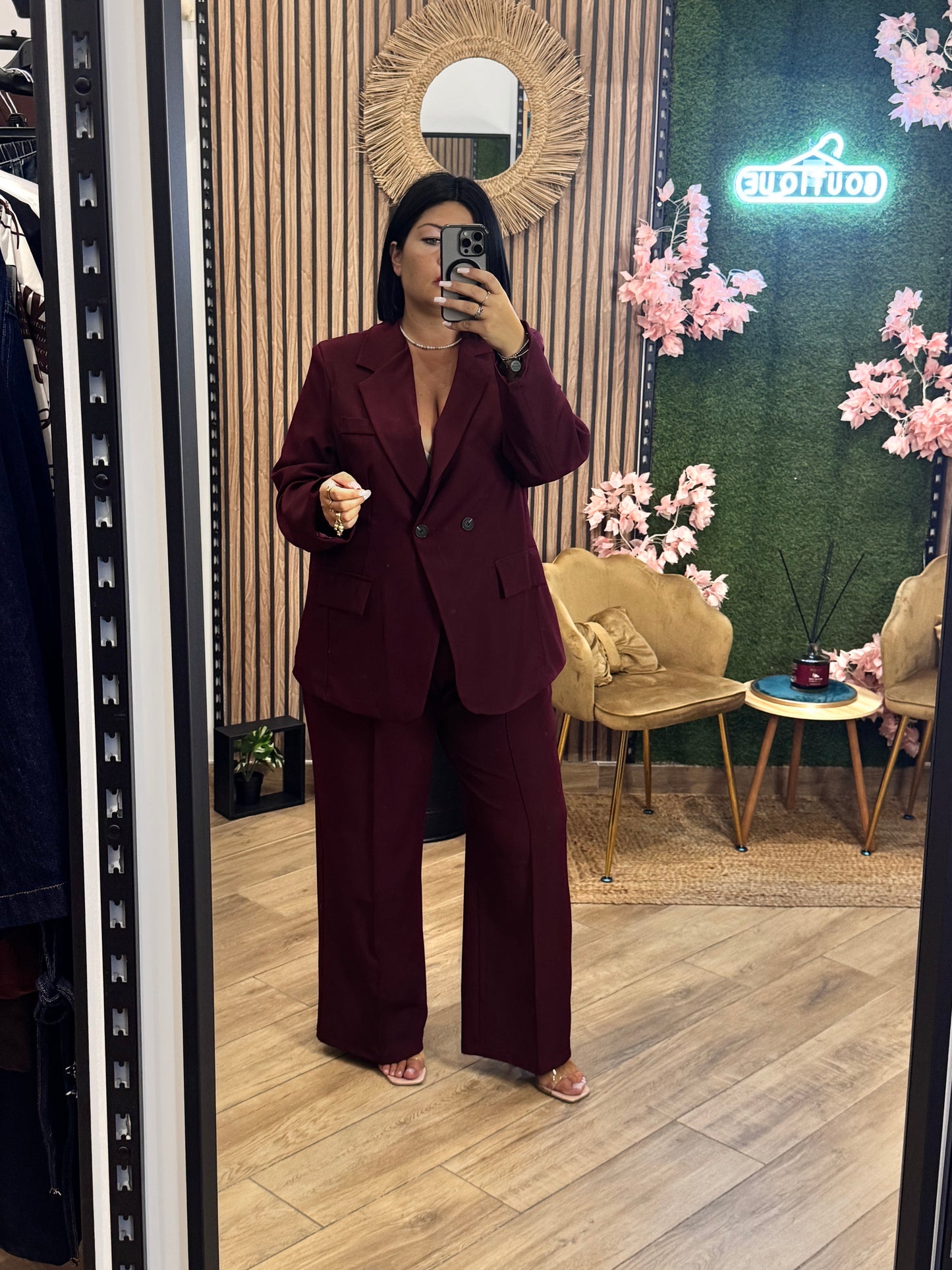 Tailleur oscuro