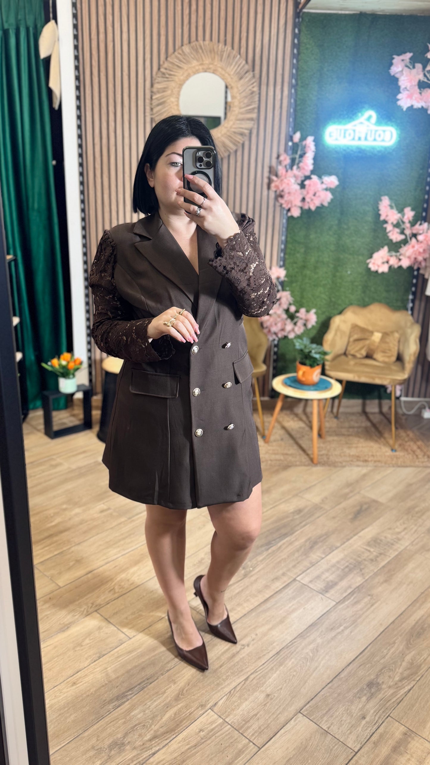 Giacca con manica merlettata